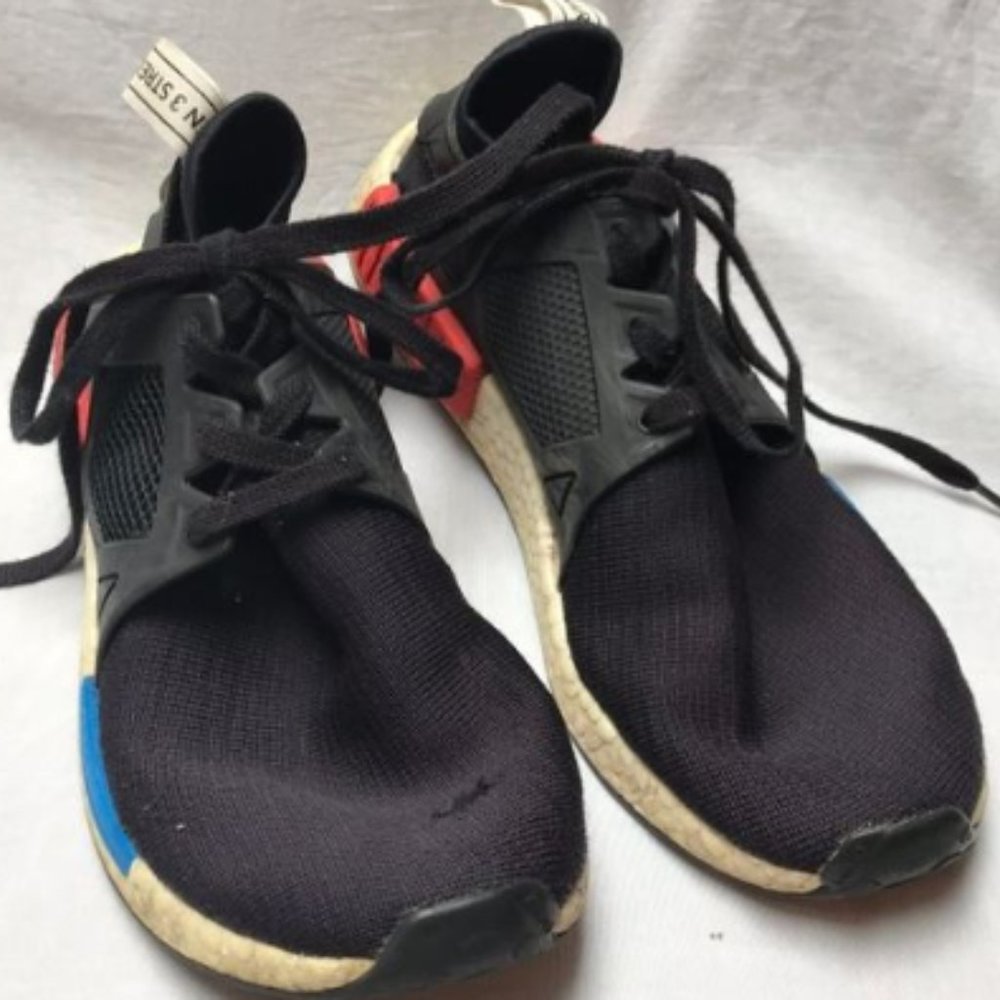 Adidas Boost Size: 10